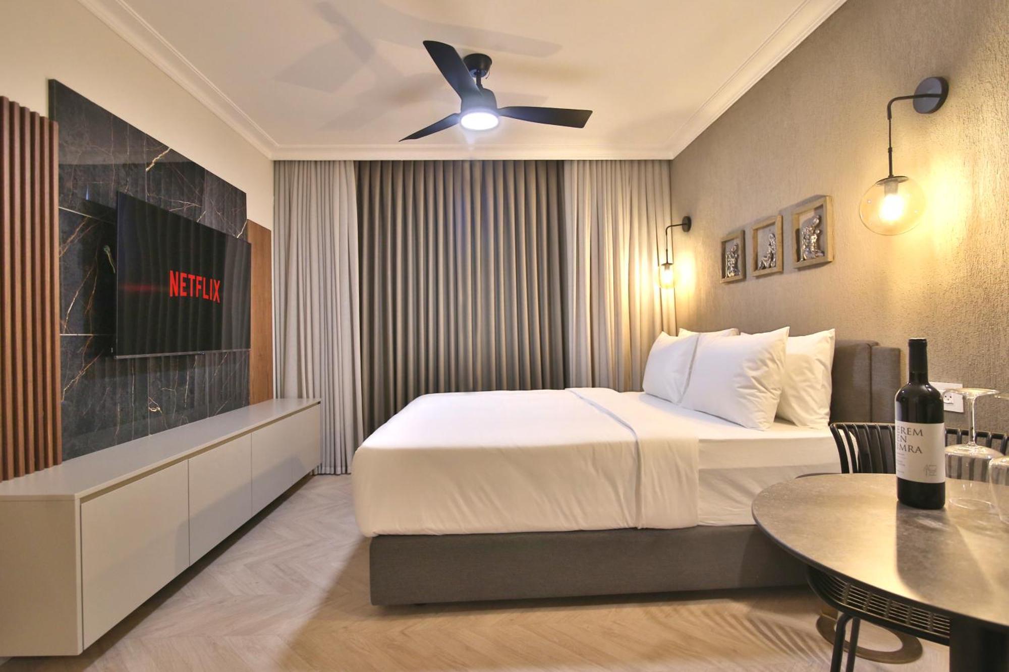 Luxury Suites By Notaly Ariel - Carmel Beach Haifa Zimmer foto